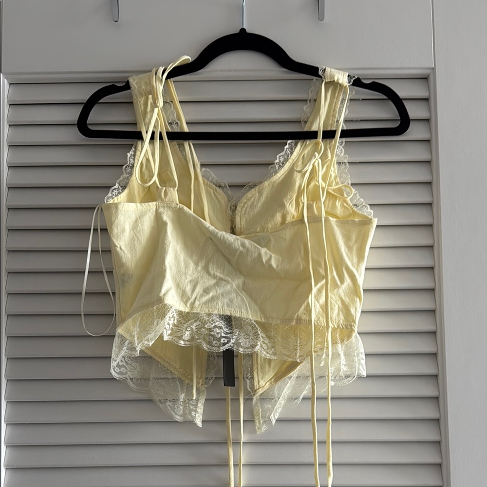 Lioness Yellow Tie-Front Camisole - Picture 3 of 4